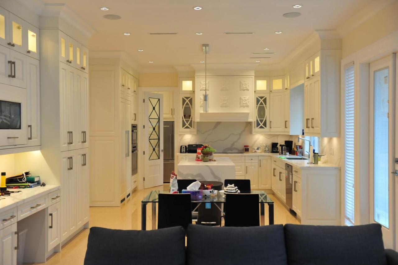 Villa Brand New Luxury House Richmond Esterno foto
